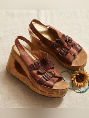 Vintage 70s "Stuff" Brown Leather Gladiator Platform Wedge Sandals - Size 7-7.5